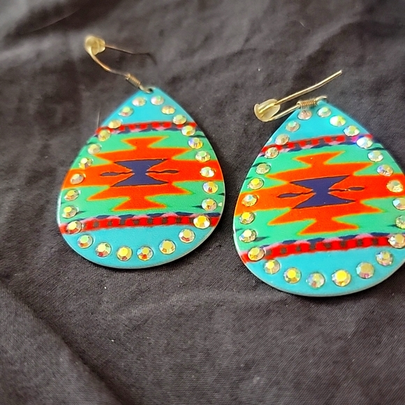 BOGO: Southwestern earrings with sparkly crystals! - Picture 1 of 2